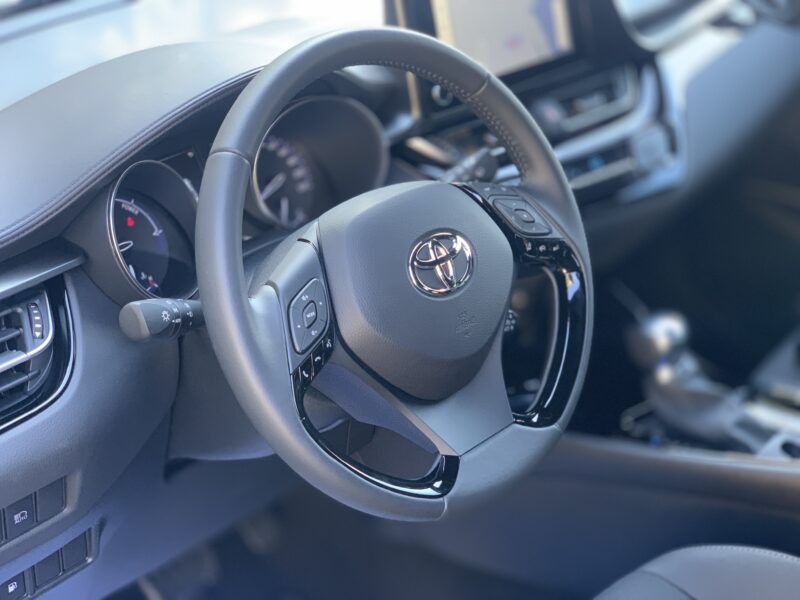 TOYOTA CHR 2.0H ADVANCE