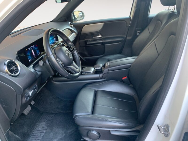 MERCEDES-BENZ GLB 200D SPORT