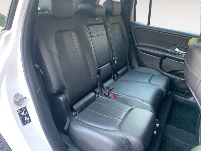 MERCEDES-BENZ GLB 200D SPORT