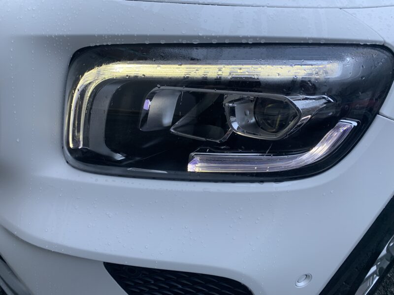MERCEDES-BENZ GLB 200D SPORT
