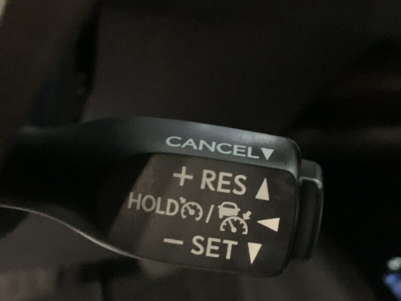 TOYOTA CHR 2.0H ADVANCE