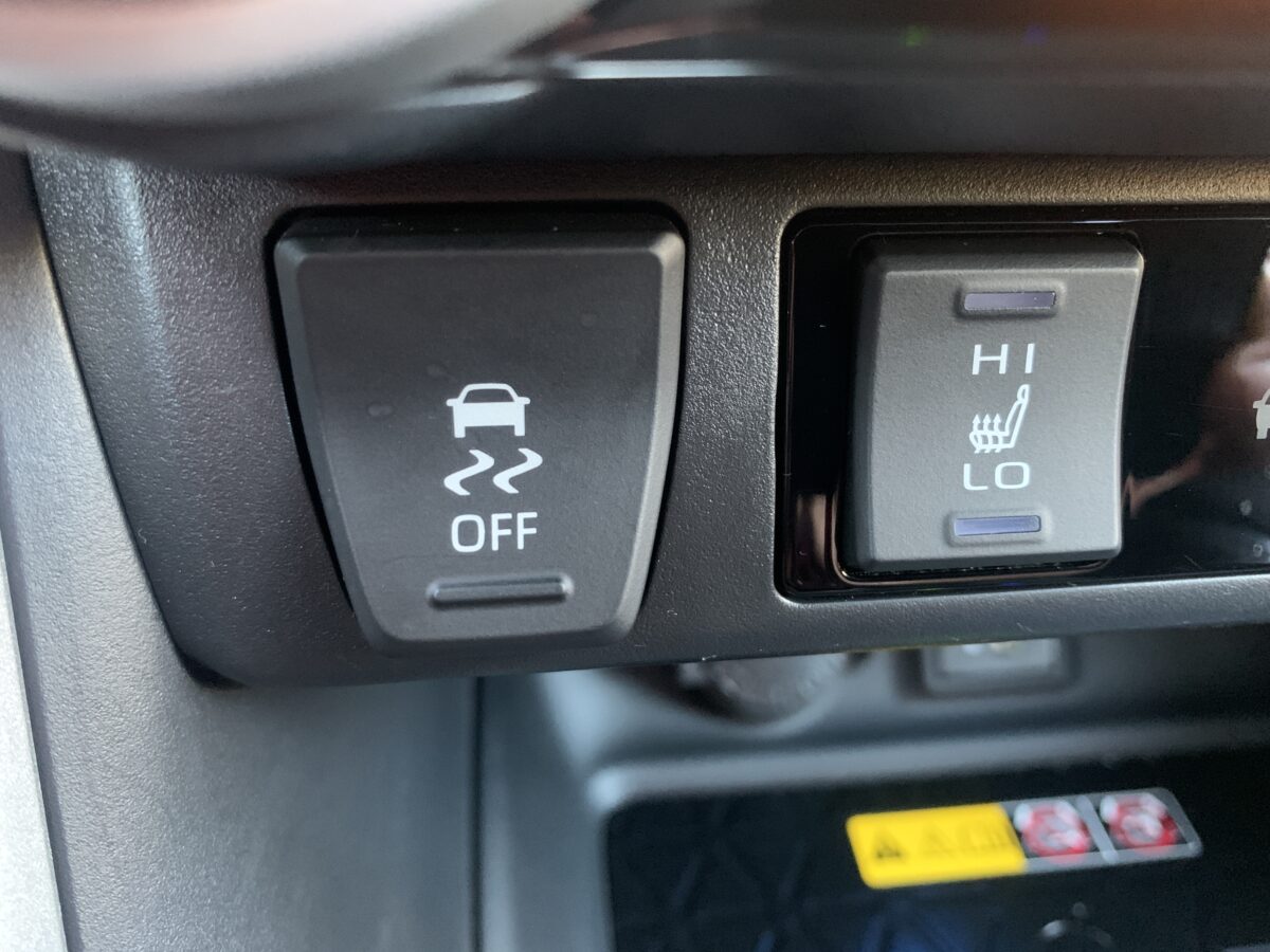 TOYOTA RAV4 2.5H AWD LUXURY