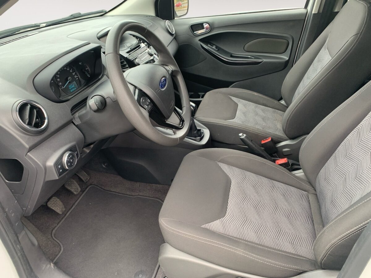 FORD KA + BLACK WHITE 1.2i