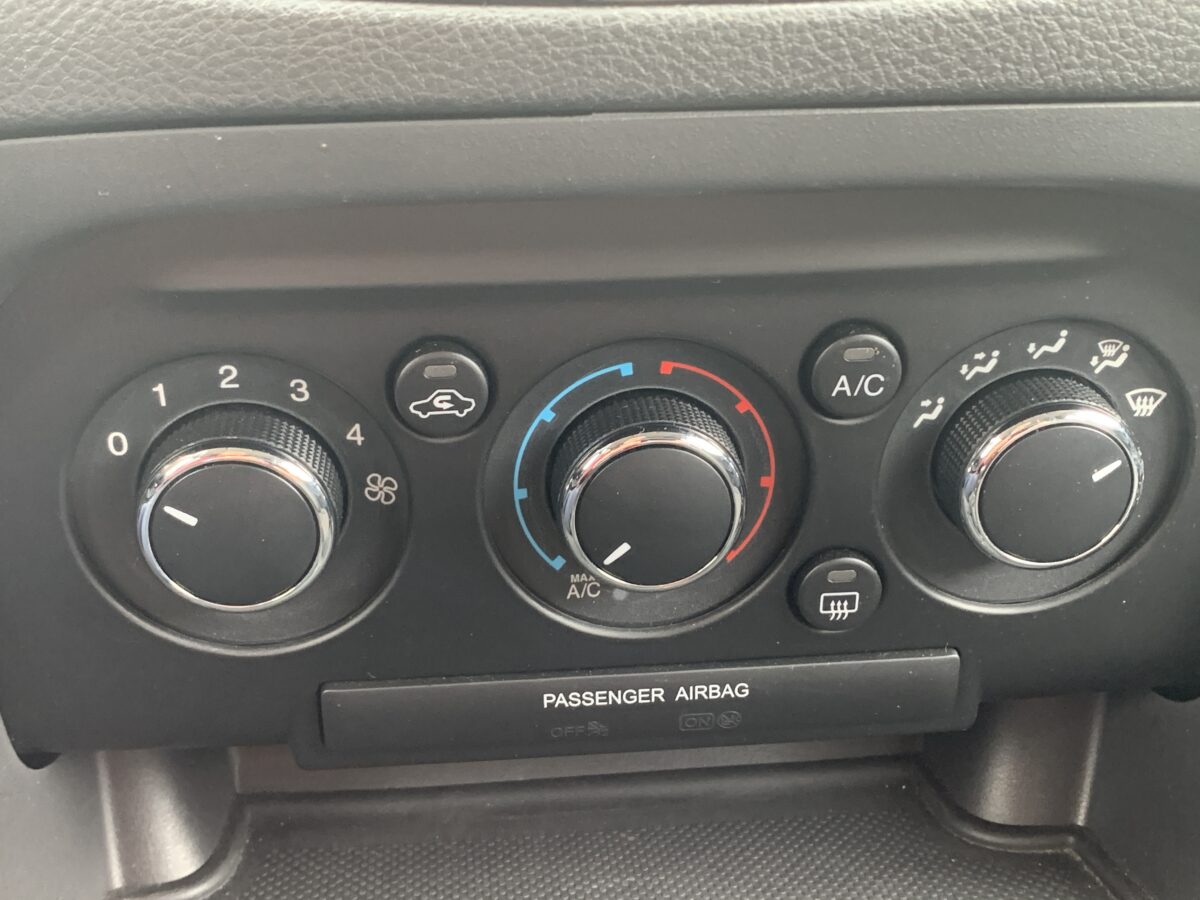 FORD KA + BLACK WHITE 1.2i