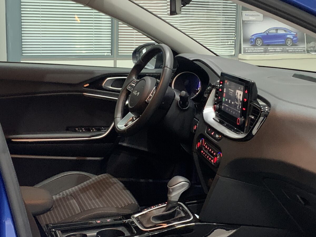 KIA XCEED PHEV  EDRIVE