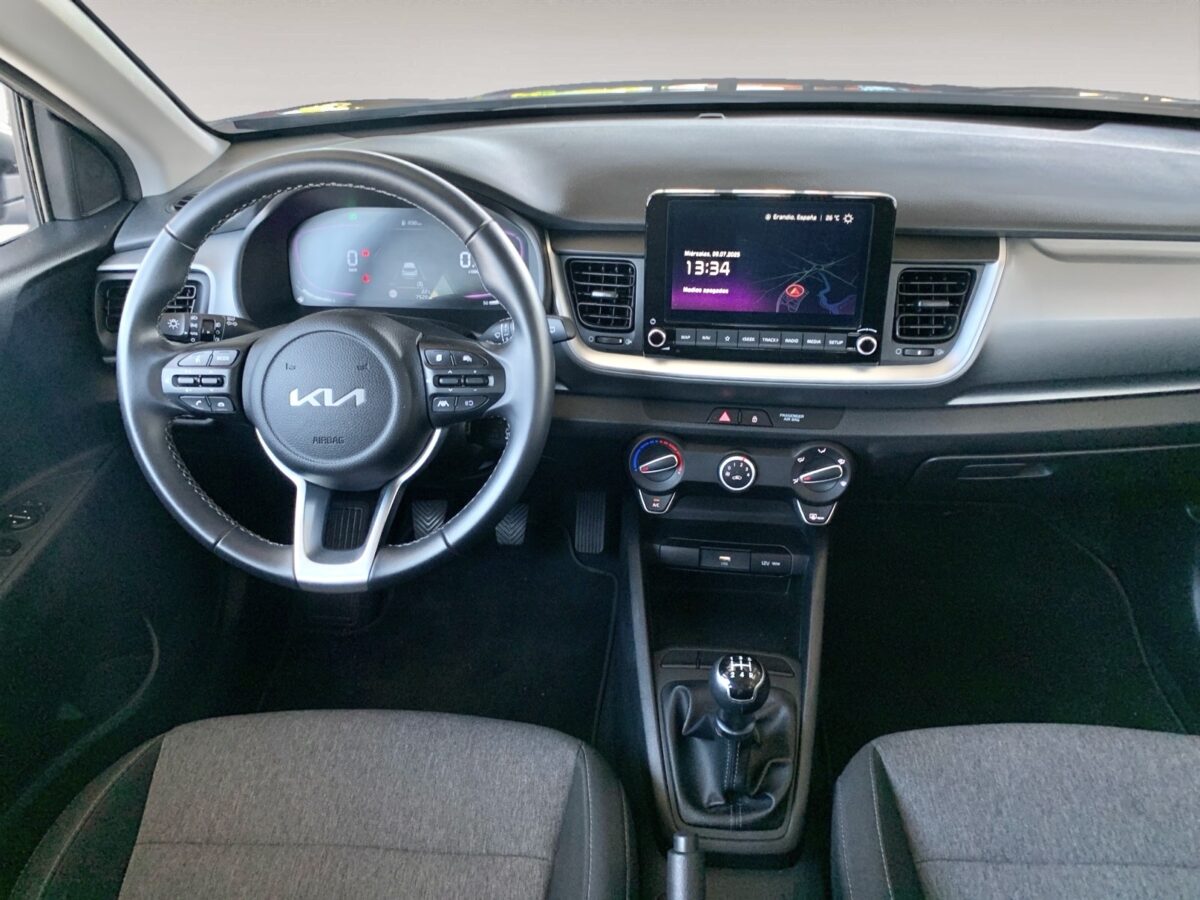 KIA STONIC 1.2i DPI CONCEPT 80cv