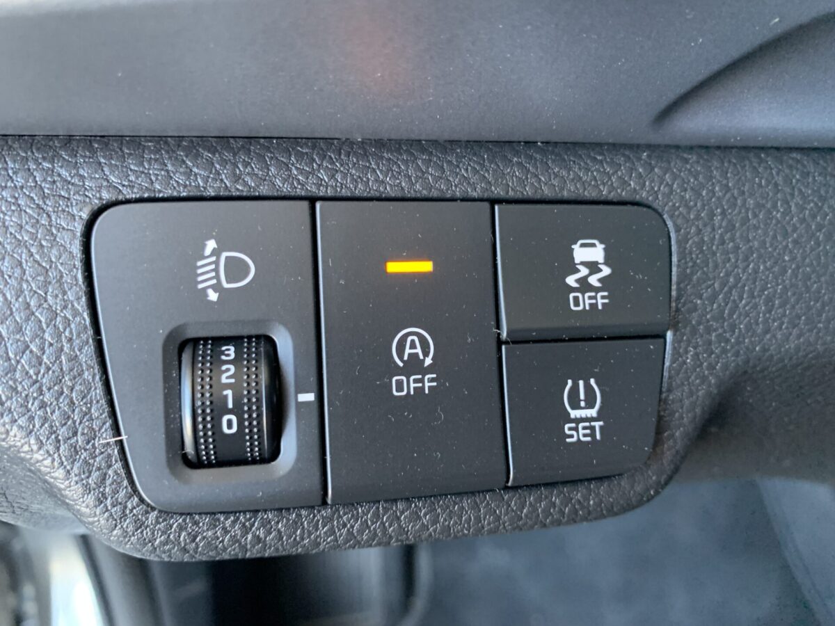 KIA STONIC 1.2i DPI CONCEPT 80cv