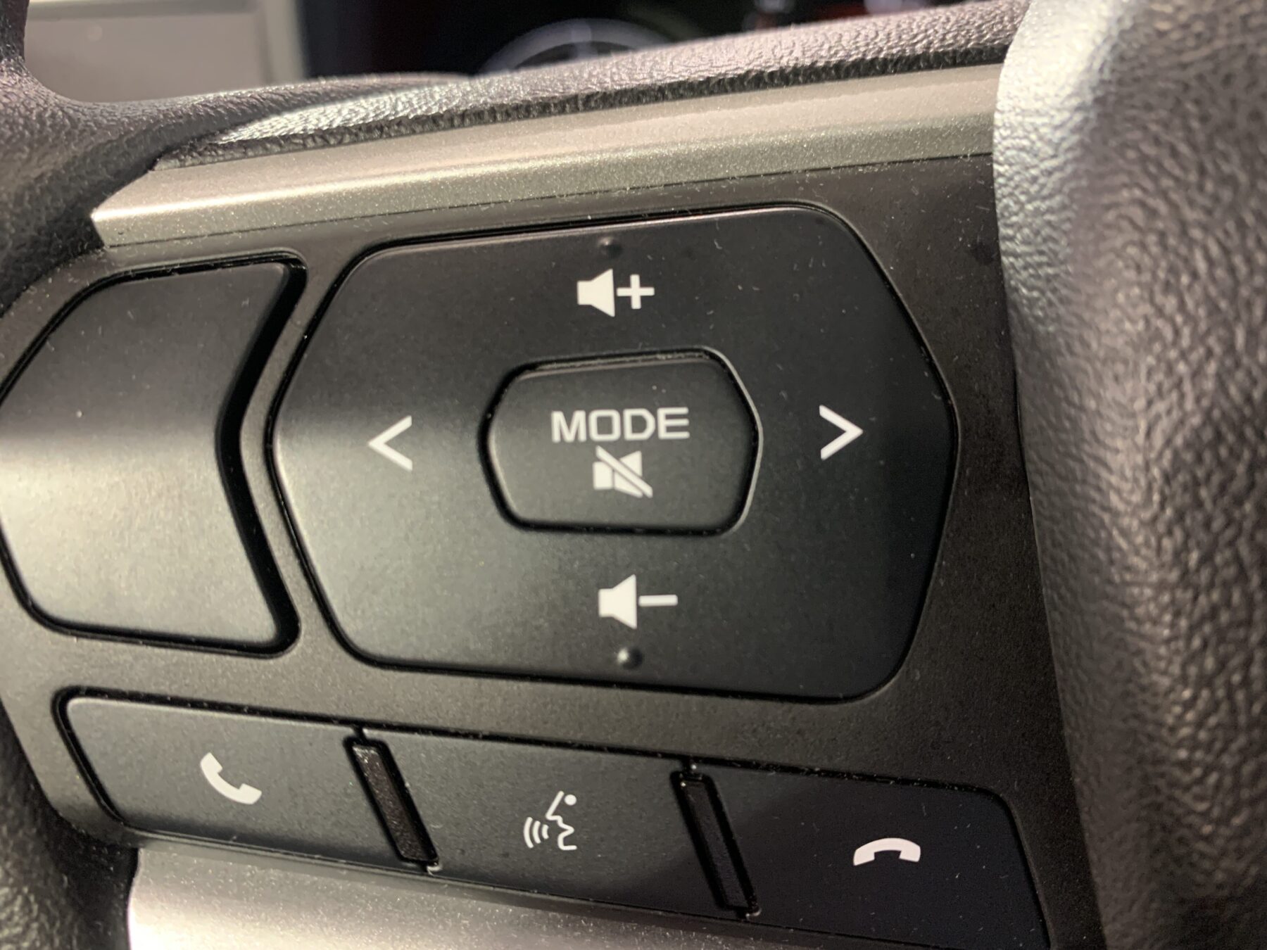 ISUZU DMAX N60 CREW BB 4X4 A/T