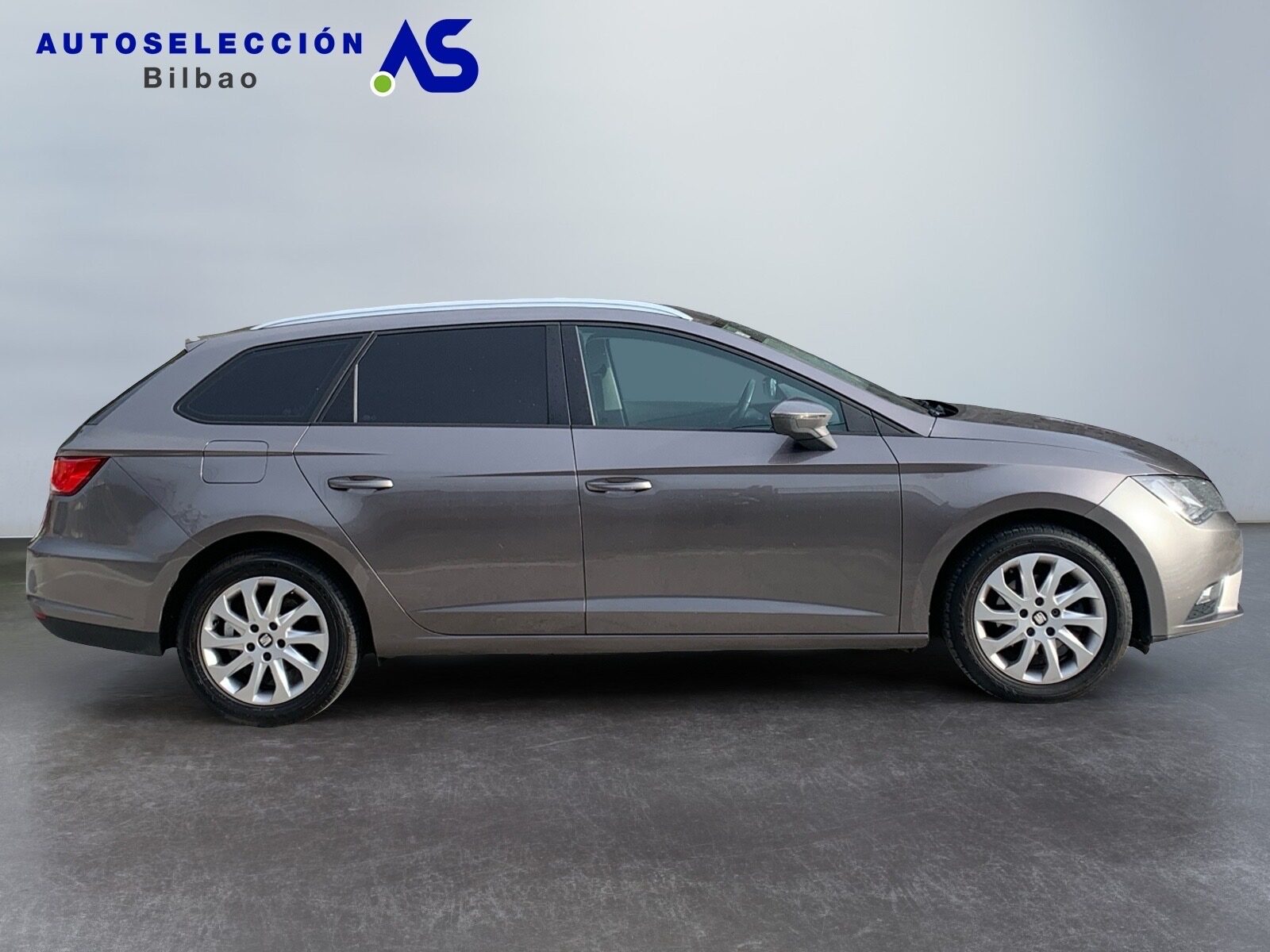 SEAT LEON ST 1.6TDI  105cv STYLE