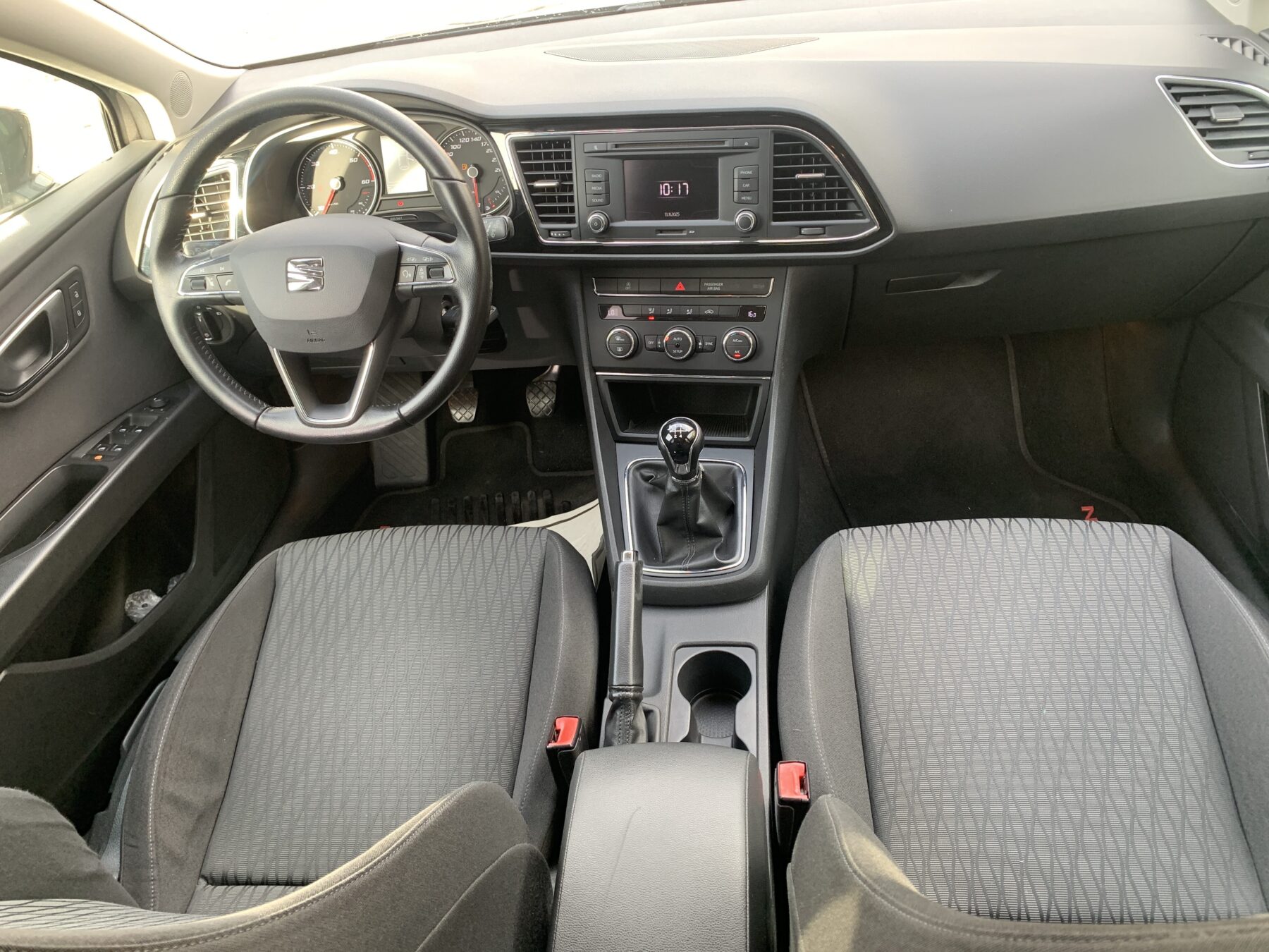 SEAT LEON ST 1.6TDI  105cv STYLE