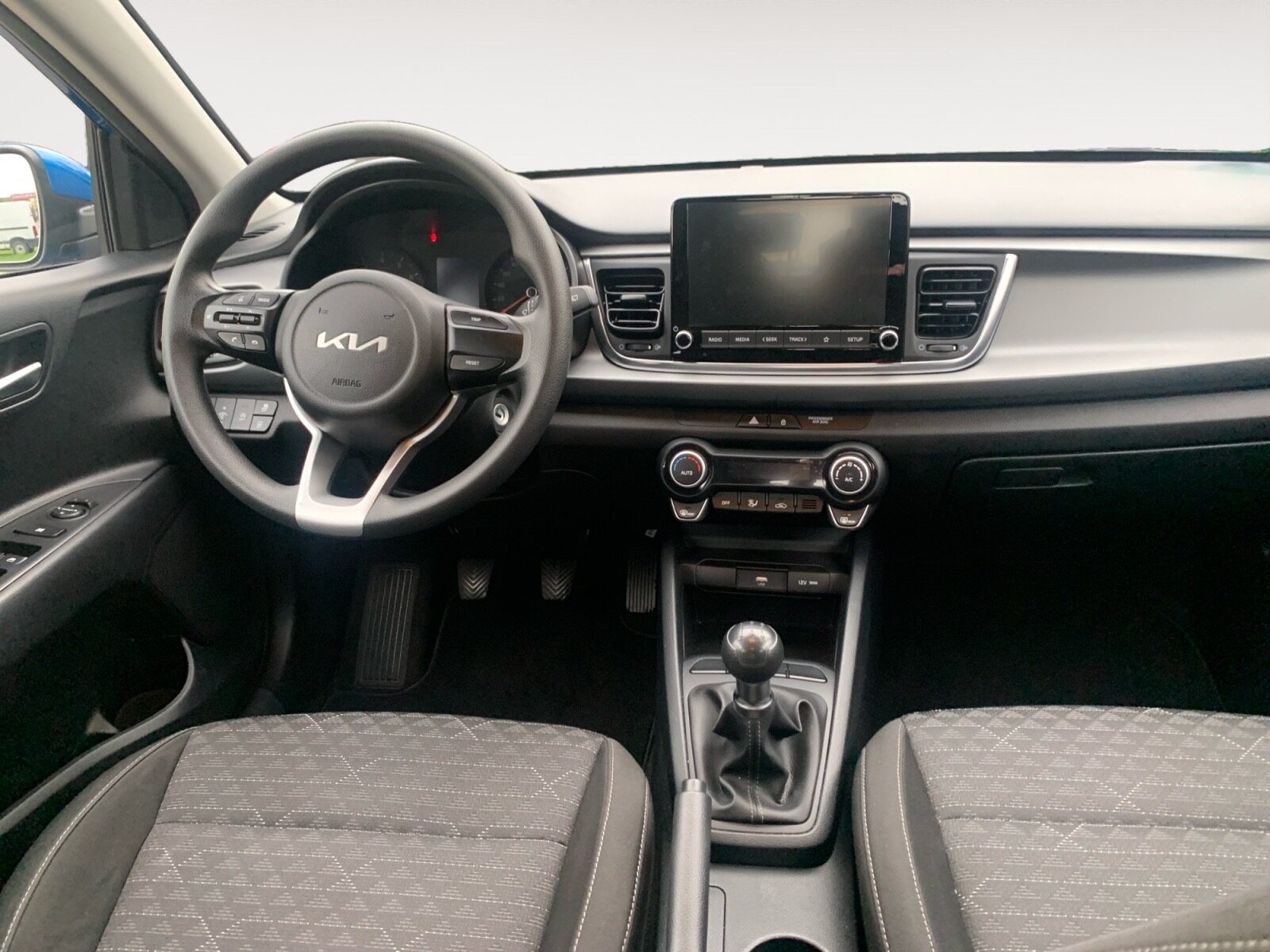 KIA RIO 1.2i CONCEPT 1.2i CONCEPT 85cv