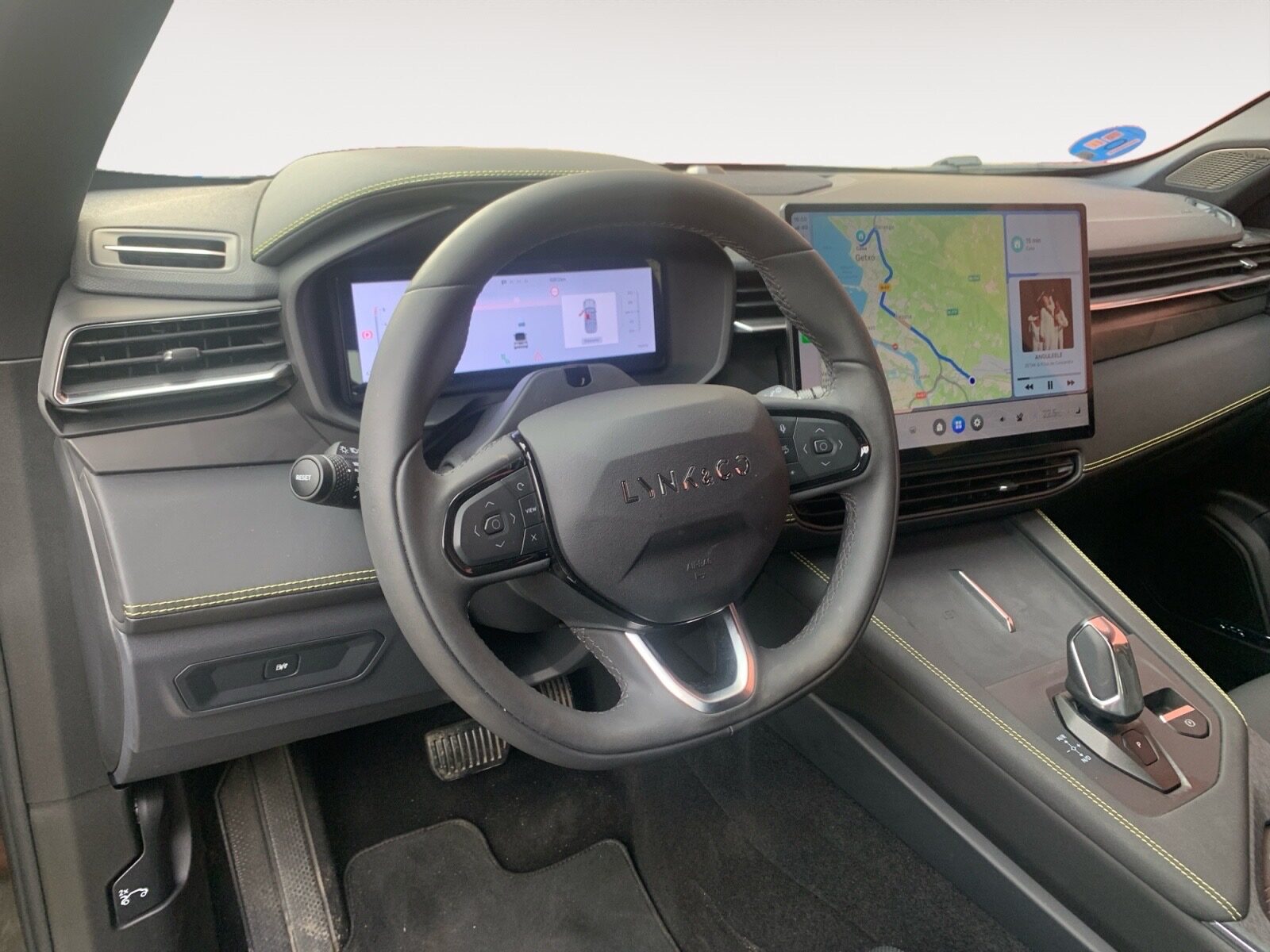 LYNK & CO 01 1.5 PHEV MORE 276cv