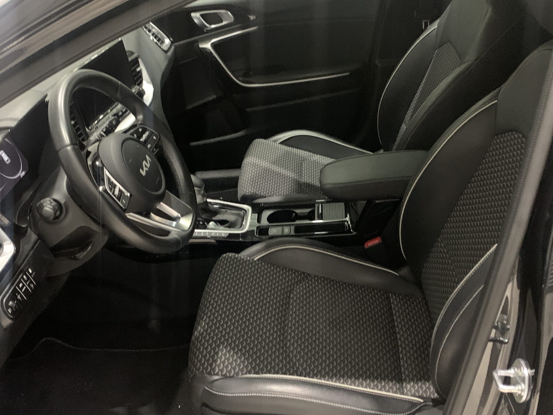 KIA CEED TOURER 1.6GDI PHEV TECH 141cv