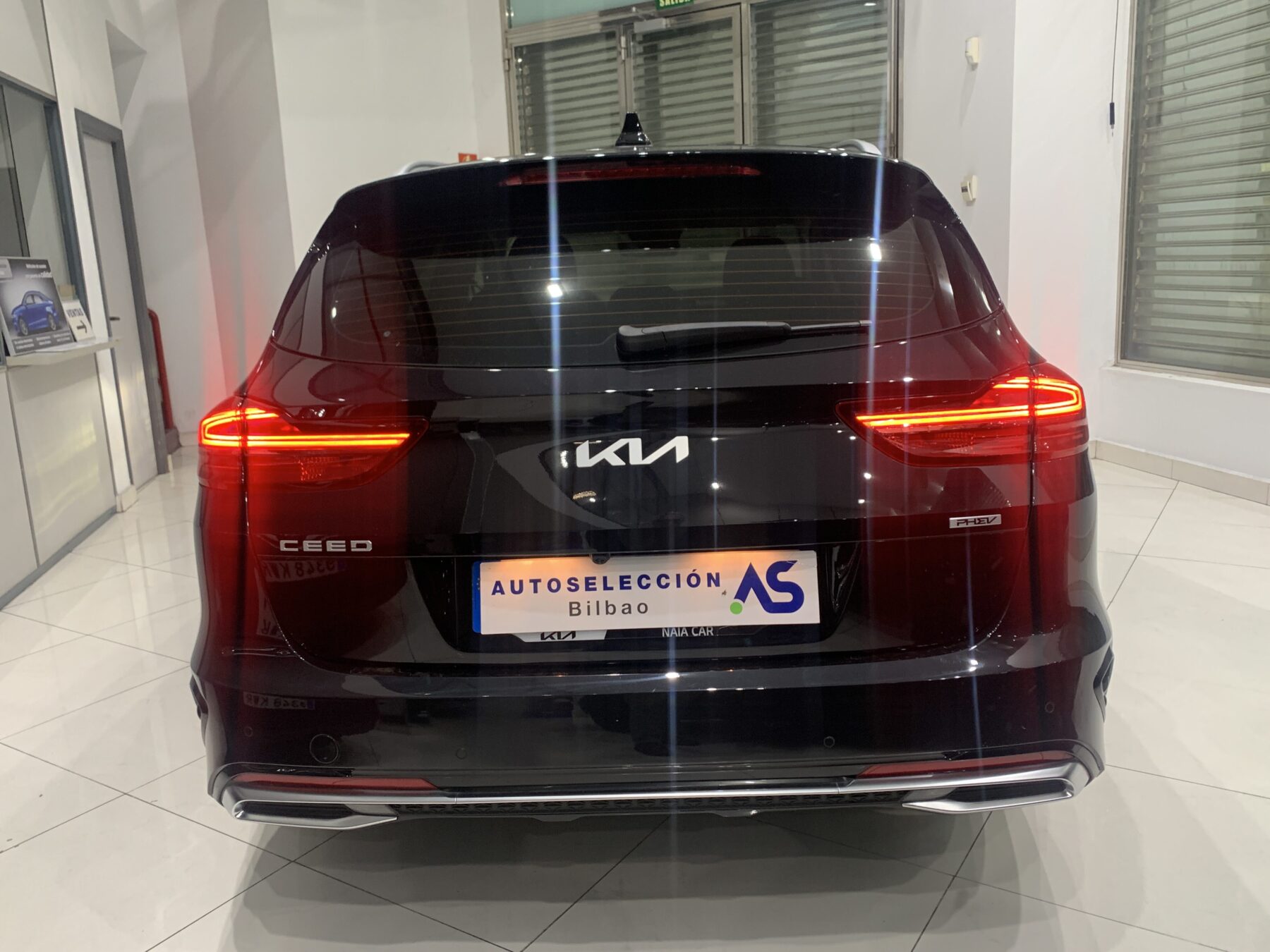 KIA CEED TOURER 1.6GDI PHEV TECH 141cv