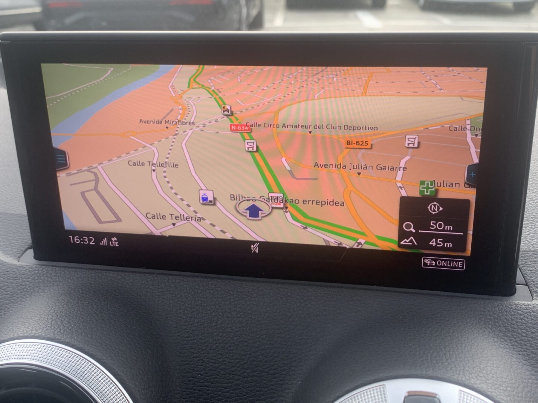 AUDI Q2 ADRENALINE 35 TDI S-T 