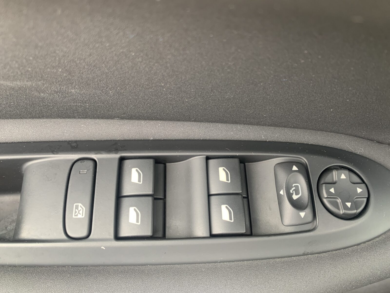CITROEN C-4 HDI 1.6HDI TONIC 100cv