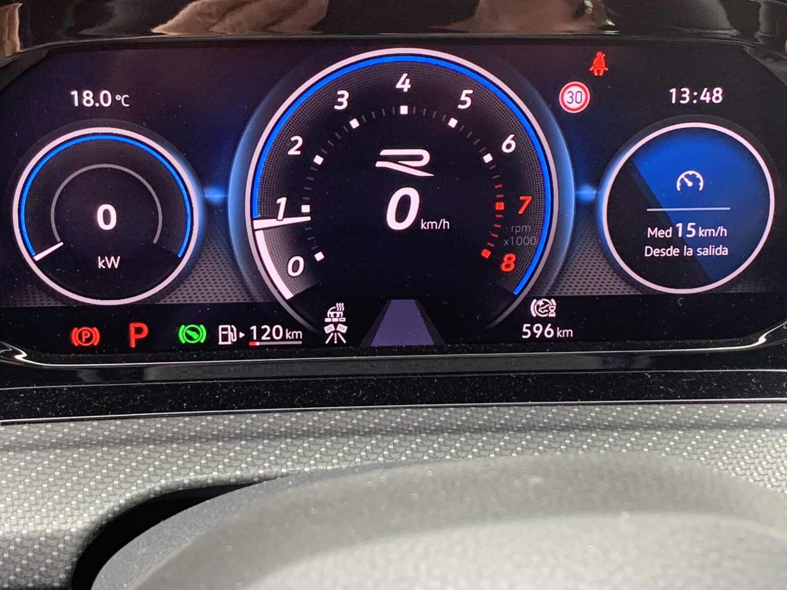 VOLKSWAGEN GOLF R 2.0TSI 4 MOTION