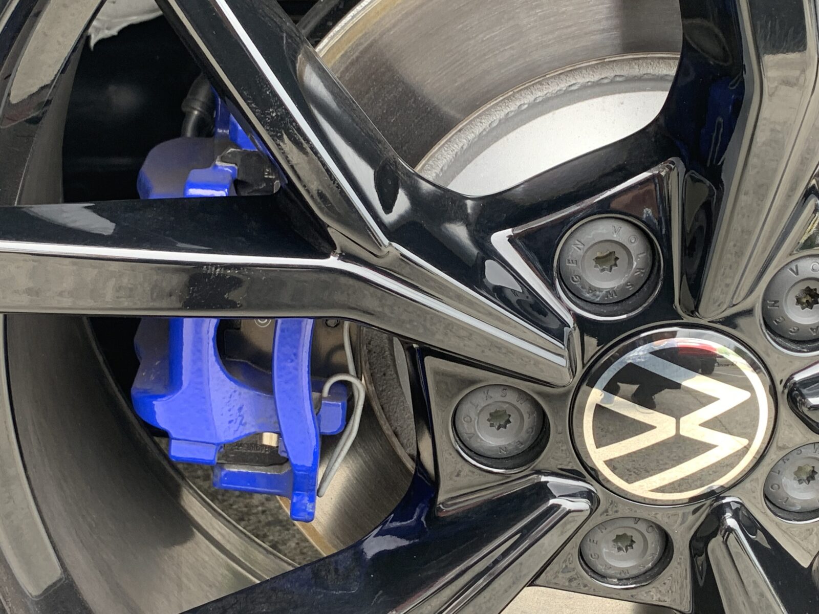 VOLKSWAGEN GOLF R 2.0TSI 4 MOTION