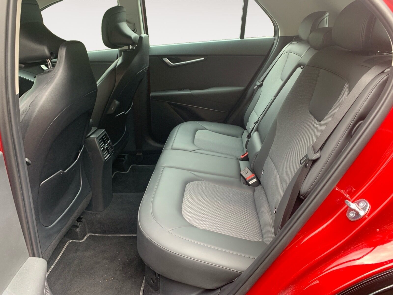 KIA NIRO 1.6i GDI HEV 139cv DRIVE