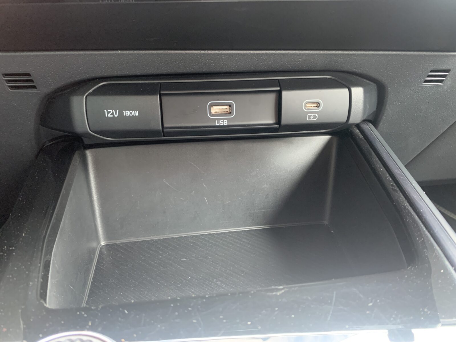KIA NIRO 1.6i GDI HEV 139cv DRIVE