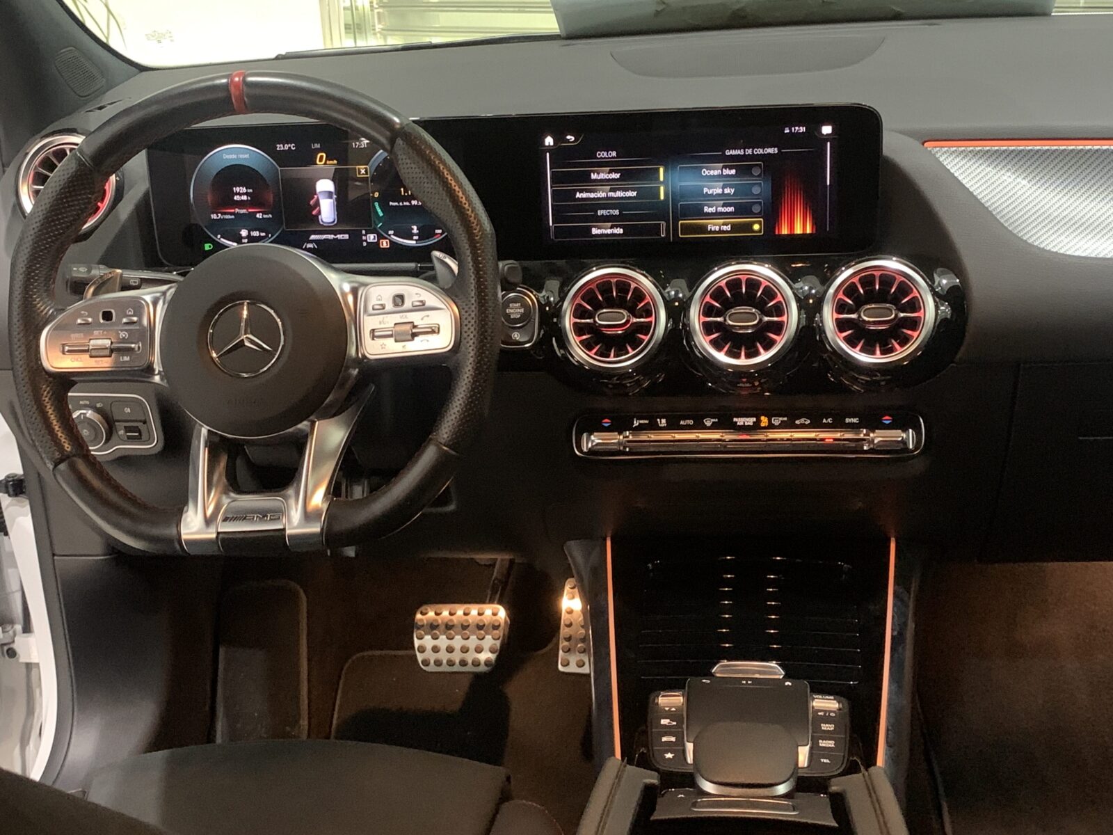 MERCEDES-BENZ GLA 35 AMG 306cv