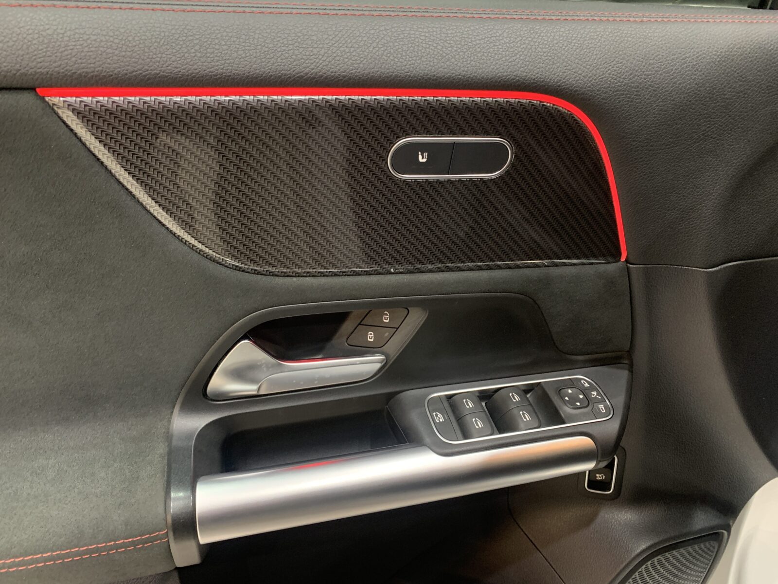 MERCEDES-BENZ GLA 35 AMG 306cv