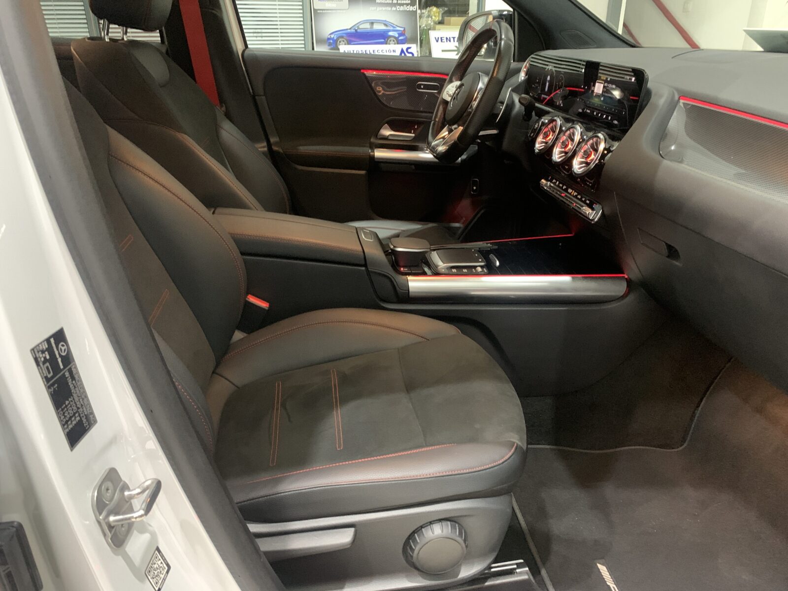 MERCEDES-BENZ GLA 35 AMG 306cv