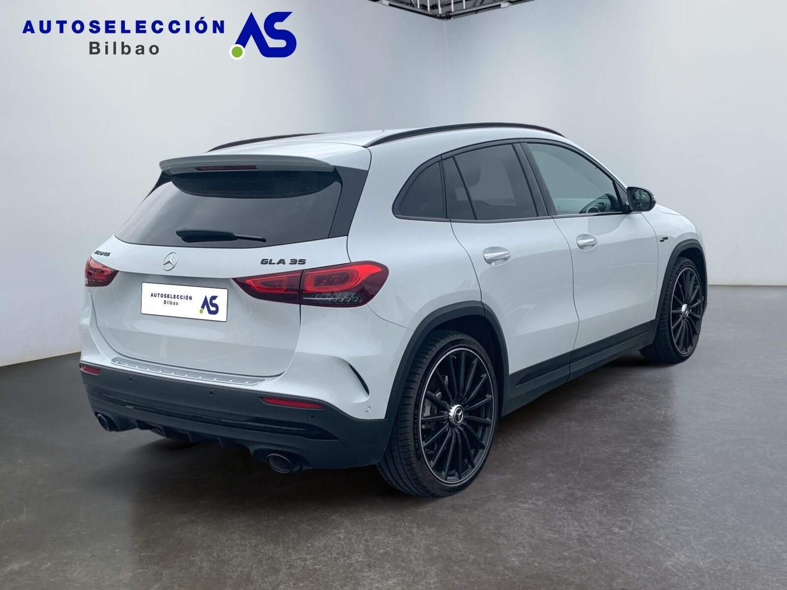 MERCEDES-BENZ GLA 35 AMG 306cv