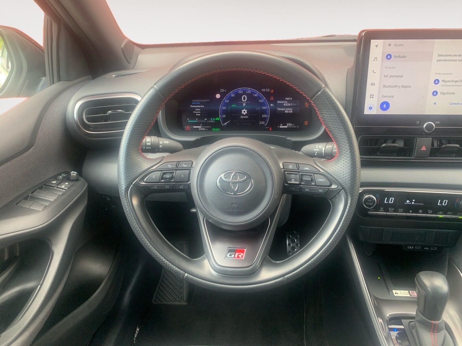 TOYOTA YARIS 1.5 130H SPORT PLUS