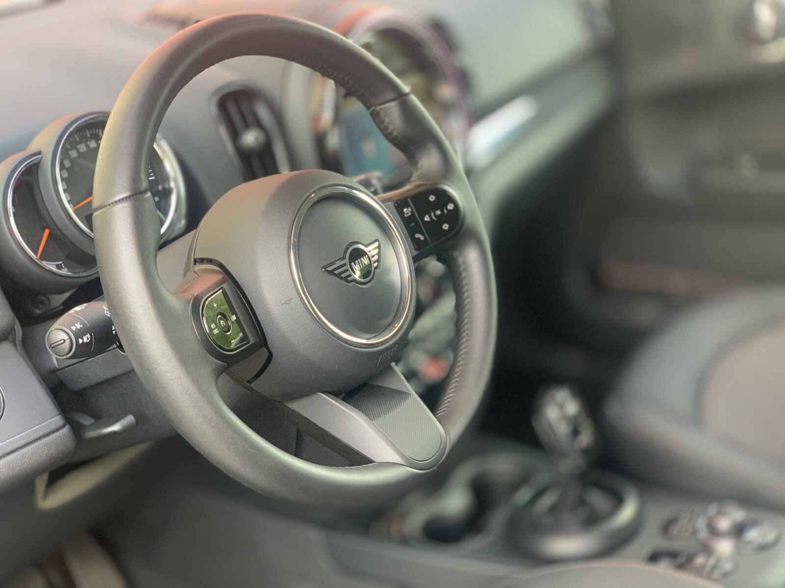MINI COUNTRYMAN F60 COOPER AUTOMATICO