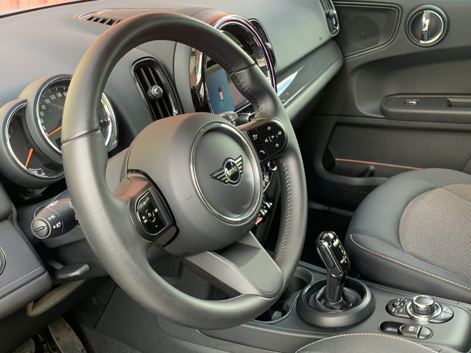 MINI COUNTRYMAN F60 COOPER AUTOMATICO