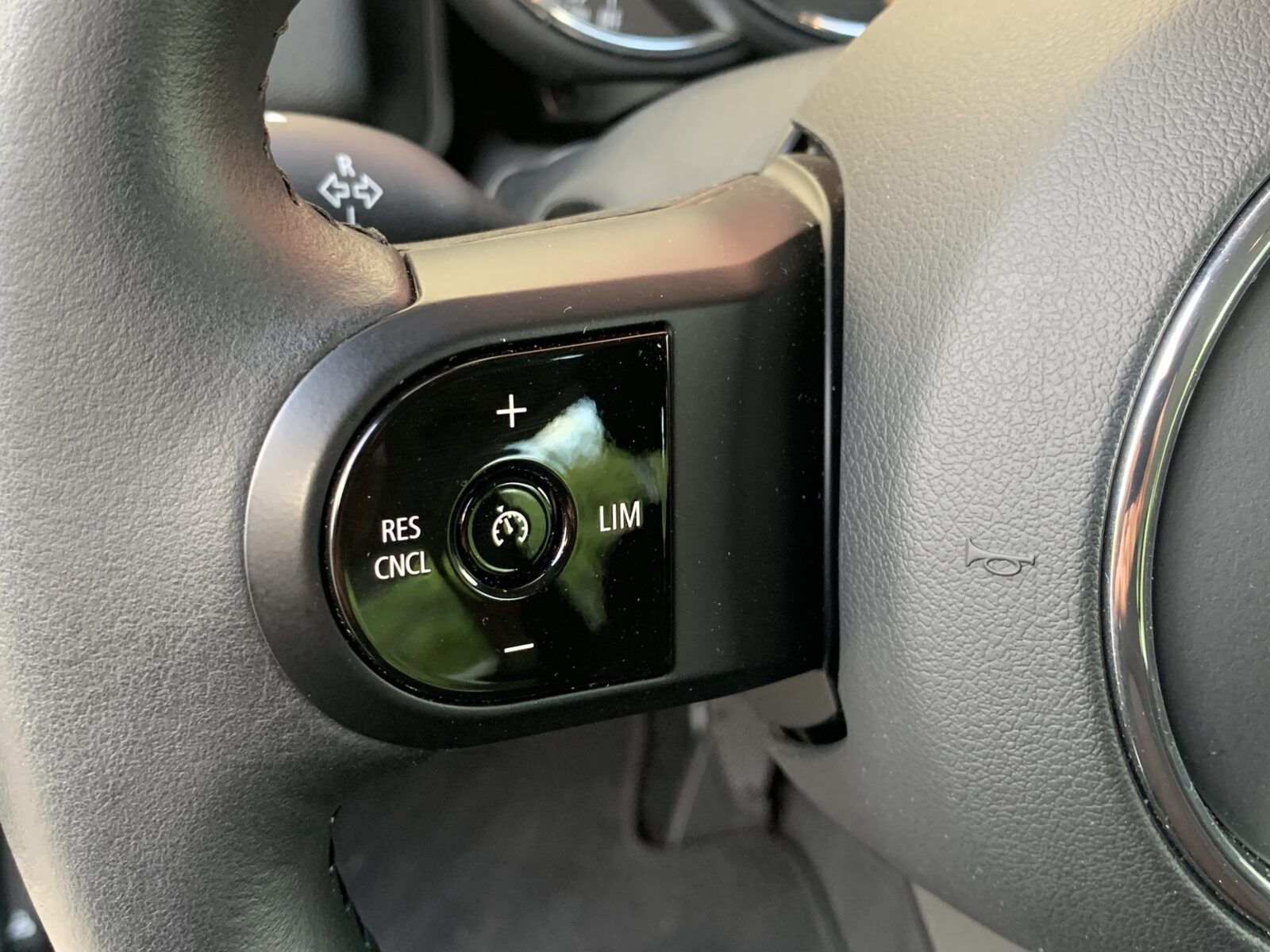 MINI COUNTRYMAN F60 COOPER AUTOMATICO