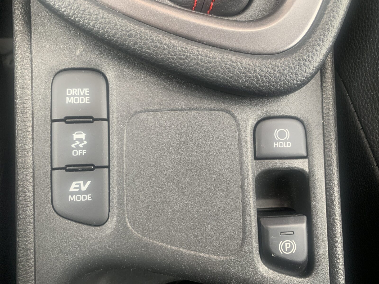 TOYOTA YARIS 1.5 130H SPORT PLUS