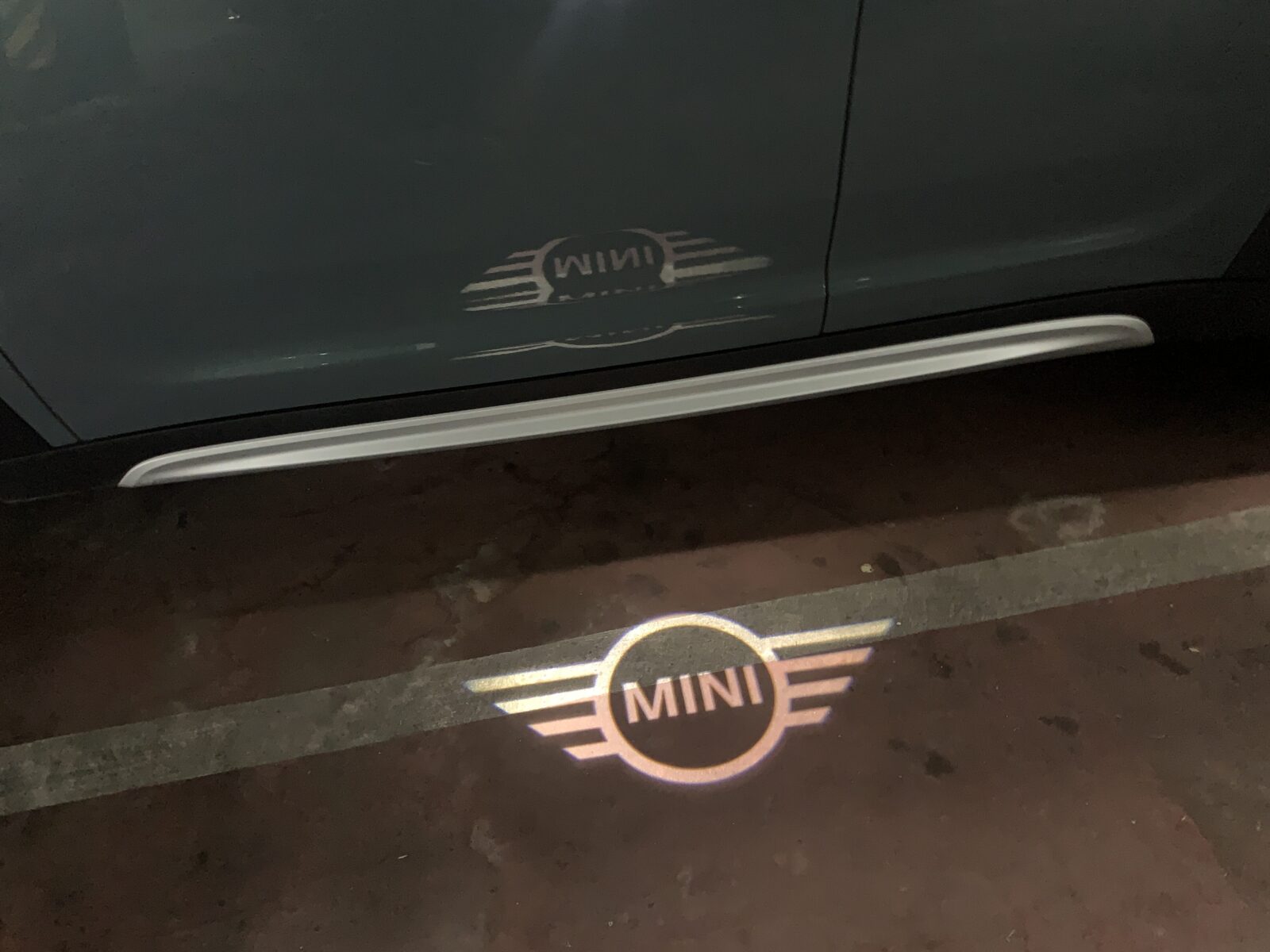 MINI COUNTRYMAN F60 COOPER AUTOMATICO