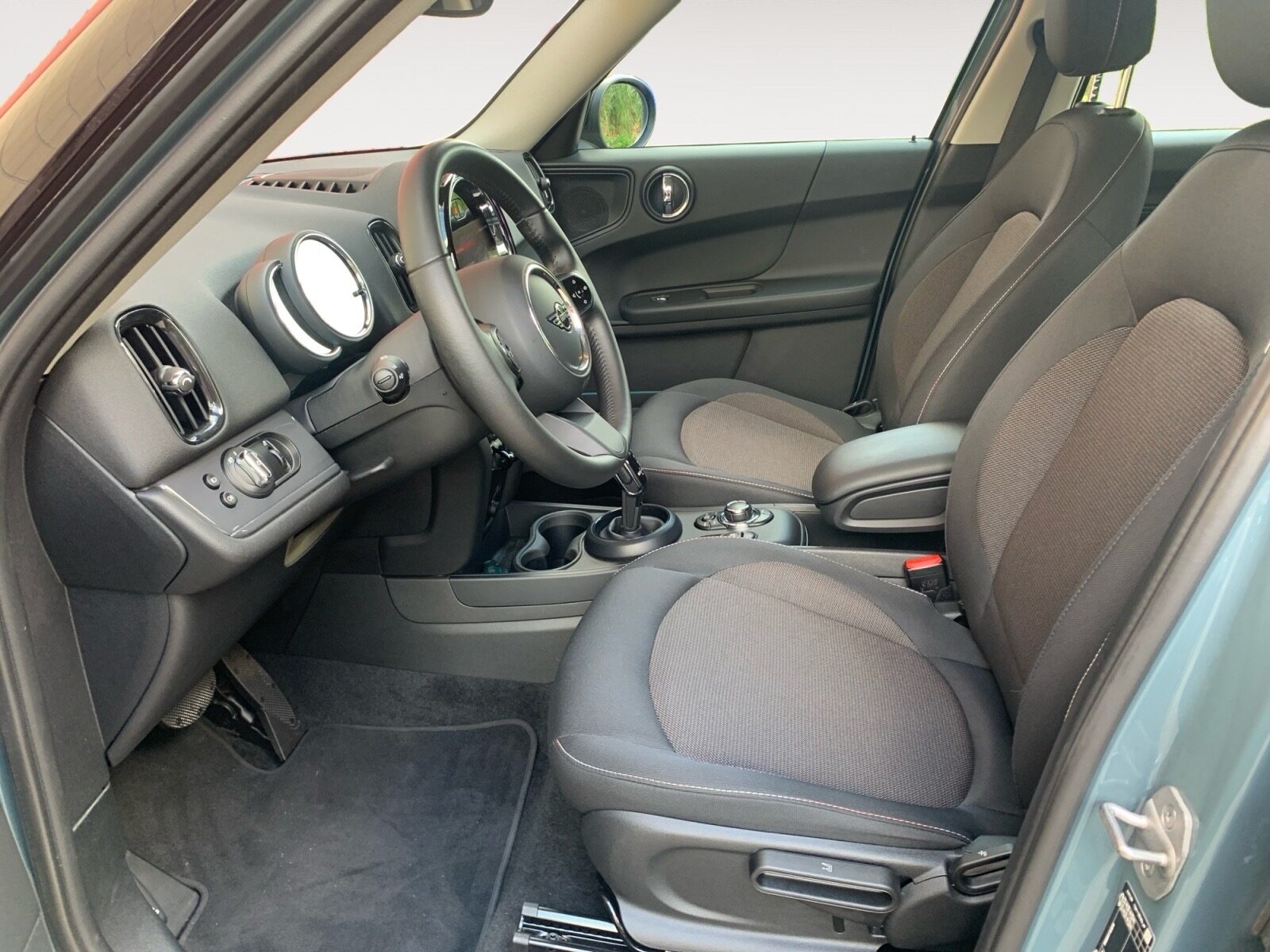 MINI COUNTRYMAN F60 COOPER AUTOMATICO