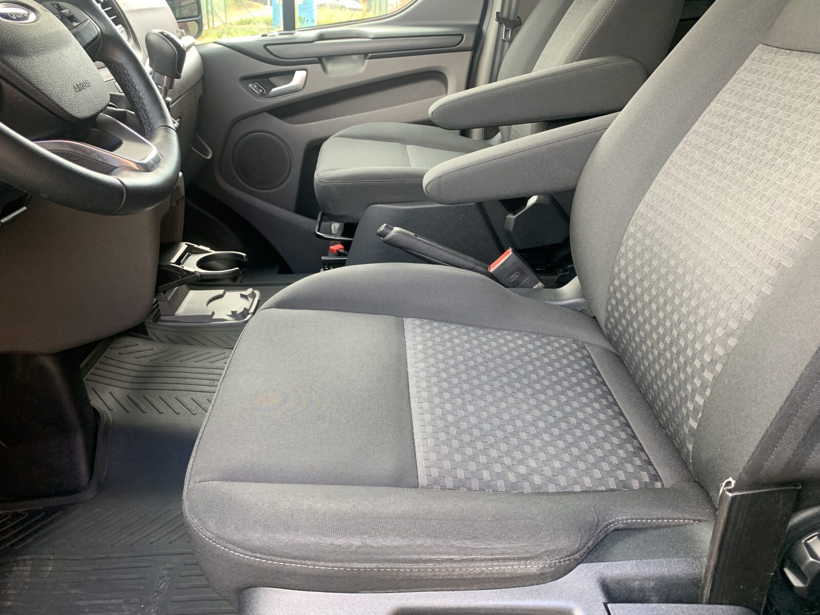 FORD CUSTOM KOMBI 2.0 ECOBLUE HYBRID 320 L1